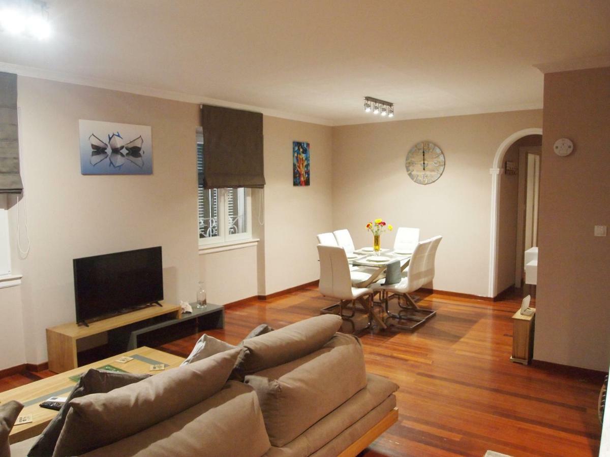 Ideally Situated Corfu Old Town Apartment ภายนอก รูปภาพ