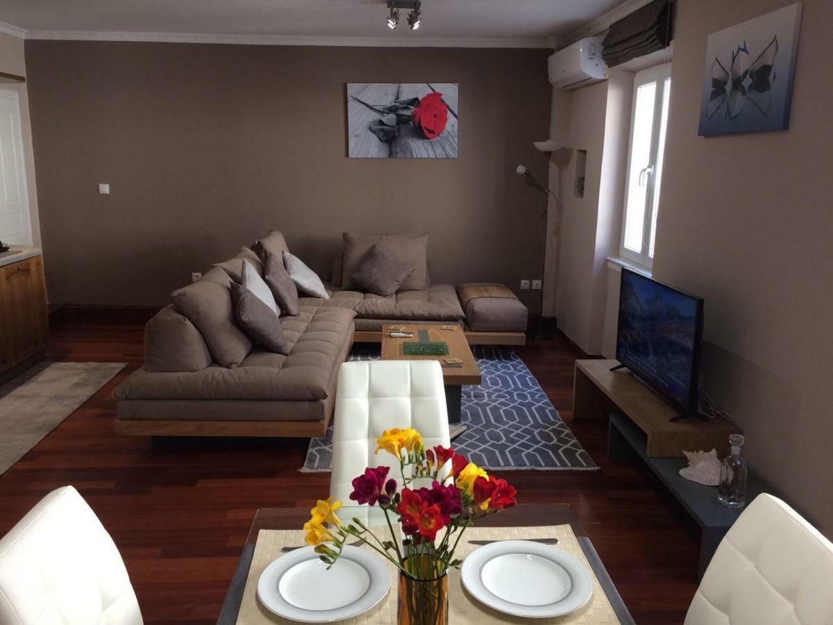 Ideally Situated Corfu Old Town Apartment ภายนอก รูปภาพ
